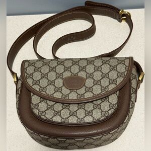 Gucci Vintage GG Supreme Shoulder Bag